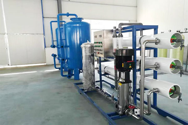 豬場(chǎng)飲用水凈化設(shè)備好不好用，聽(tīng)聽(tīng)養(yǎng)豬戶怎么說(shuō)